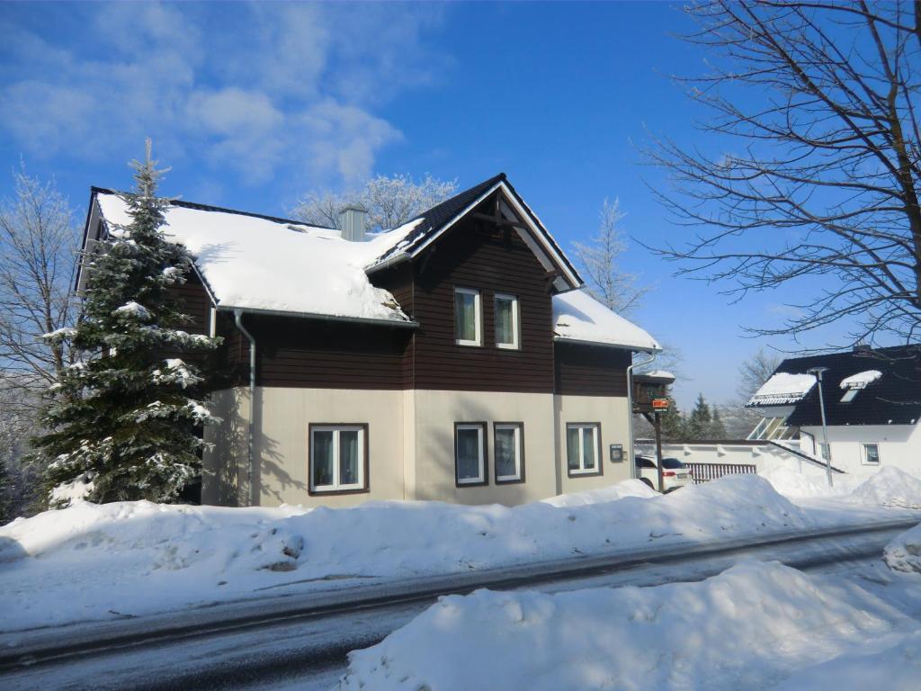 Pension & Ferienwohnung Oberhof 810 M Экстерьер фото