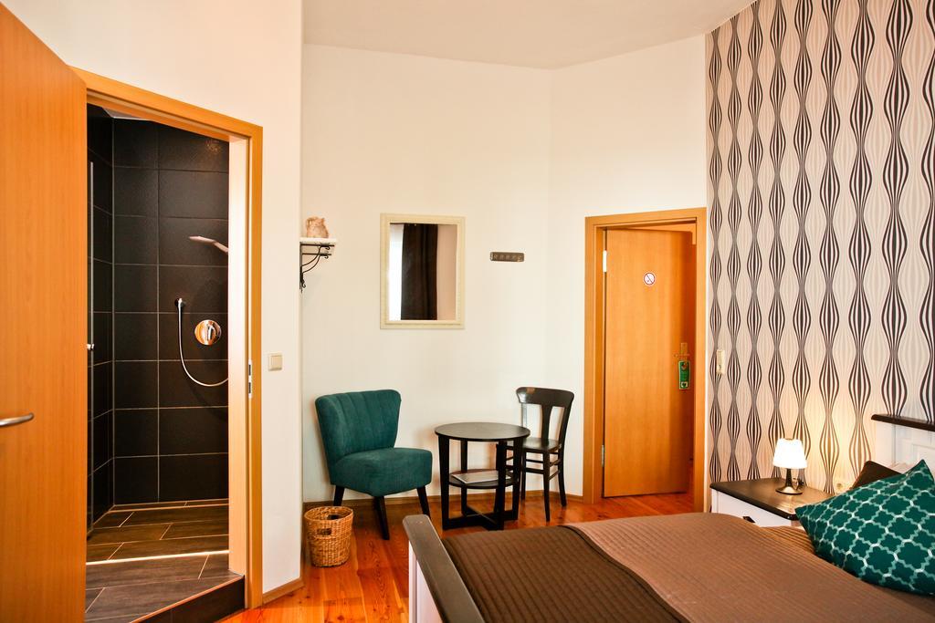 Pension & Ferienwohnung Oberhof 810 M Экстерьер фото