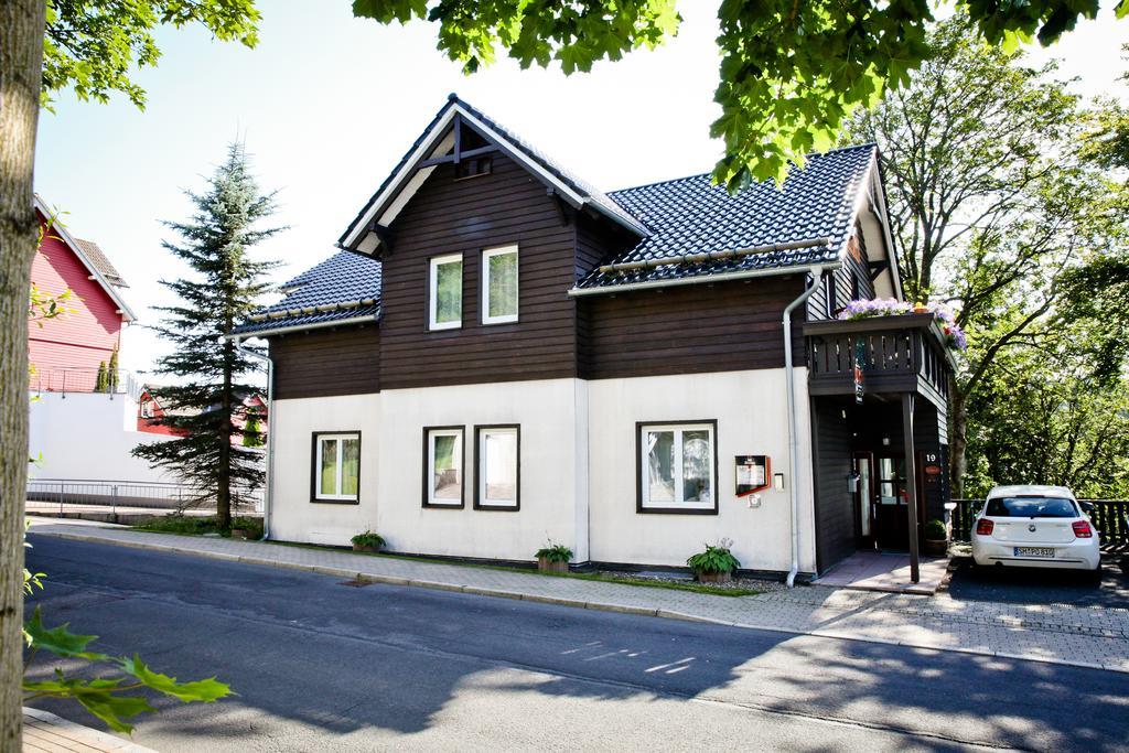 Pension & Ferienwohnung Oberhof 810 M Экстерьер фото