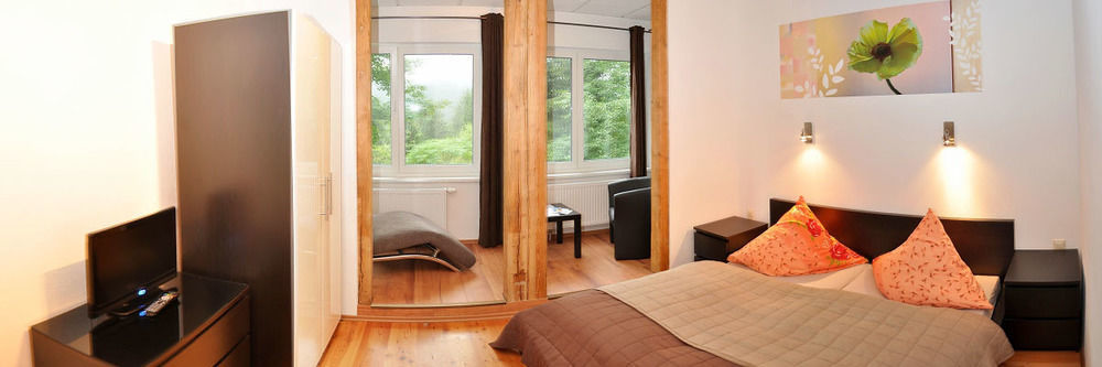 Pension & Ferienwohnung Oberhof 810 M Экстерьер фото