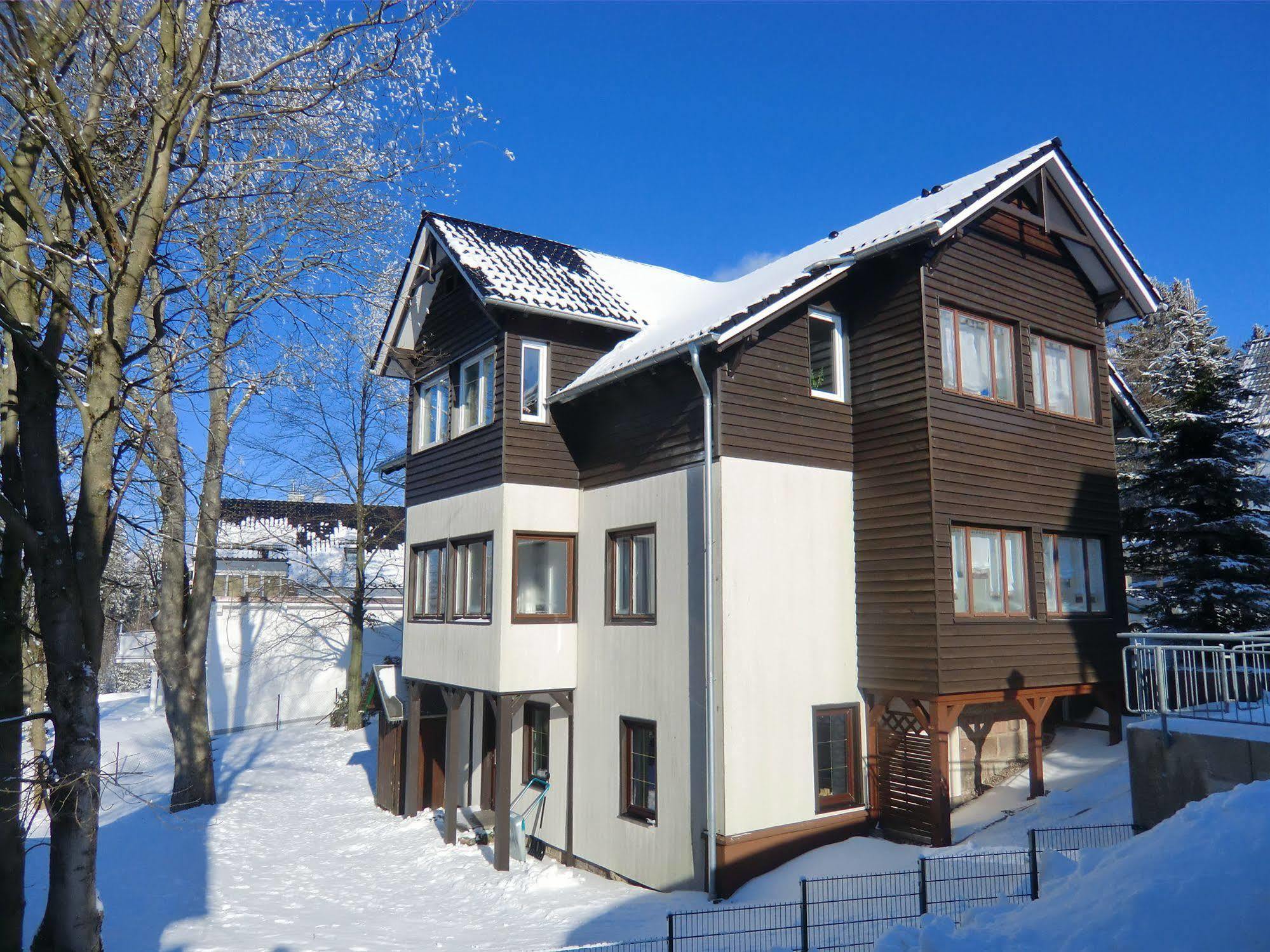 Pension & Ferienwohnung Oberhof 810 M Экстерьер фото