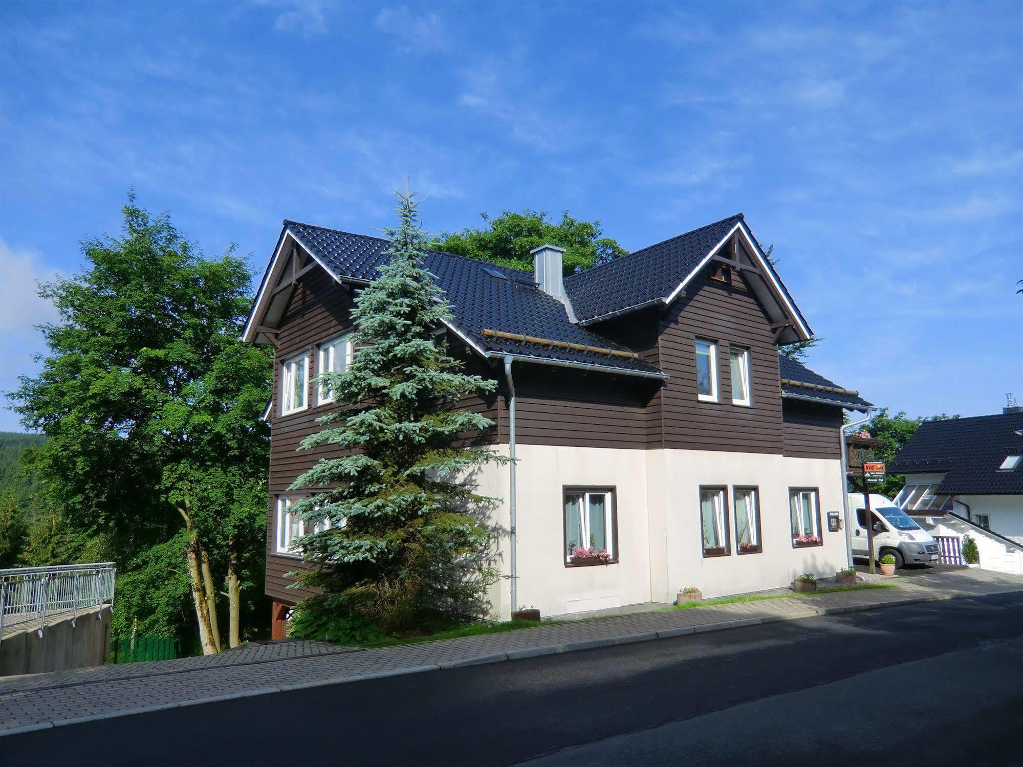 Pension & Ferienwohnung Oberhof 810 M Экстерьер фото