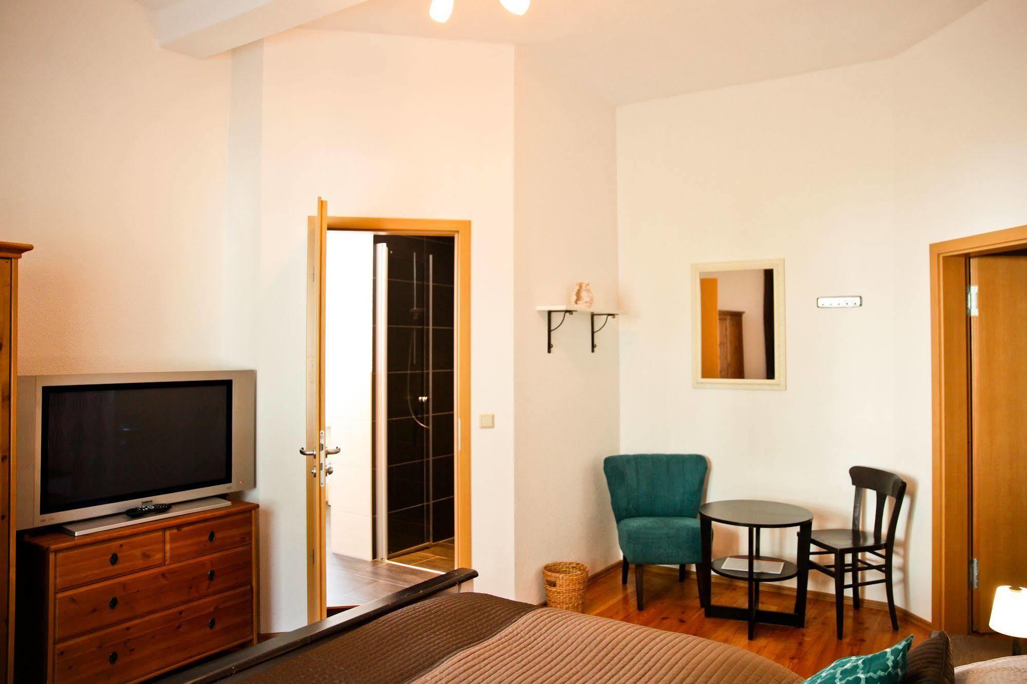 Pension & Ferienwohnung Oberhof 810 M Экстерьер фото