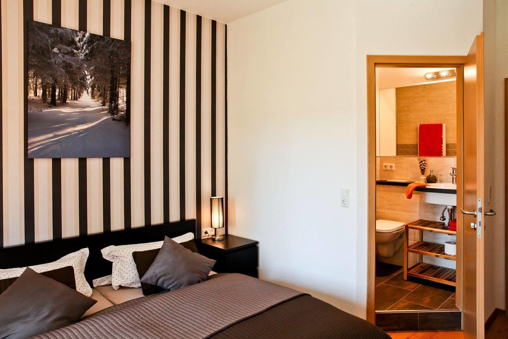 Pension & Ferienwohnung Oberhof 810 M Экстерьер фото