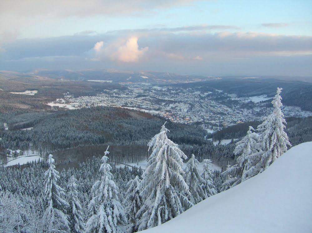 Pension & Ferienwohnung Oberhof 810 M Экстерьер фото